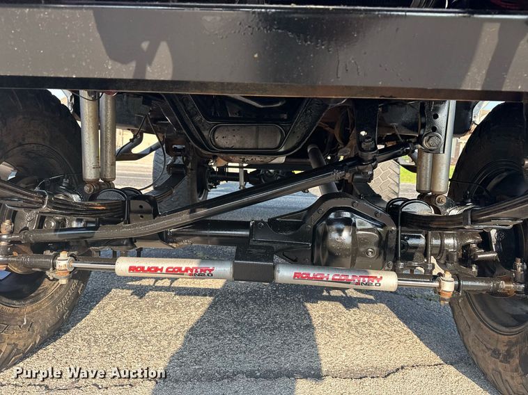 image for item DS3755 1995 Ford Bronco Eddie Bauer SUV