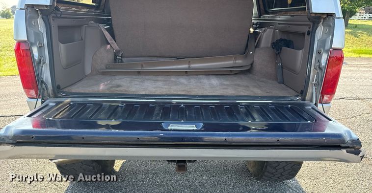 image for item DS3755 1995 Ford Bronco Eddie Bauer SUV