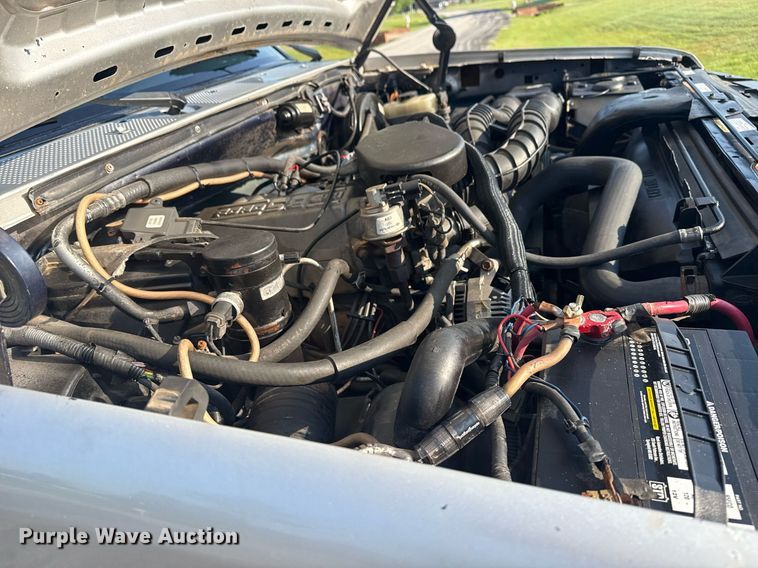 image for item DS3755 1995 Ford Bronco Eddie Bauer SUV