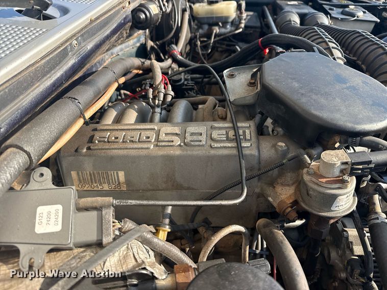 image for item DS3755 1995 Ford Bronco Eddie Bauer SUV