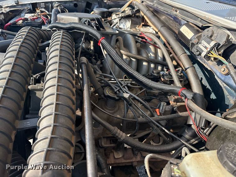 image for item DS3755 1995 Ford Bronco Eddie Bauer SUV