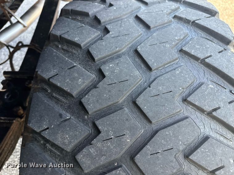 image for item DS3755 1995 Ford Bronco Eddie Bauer SUV