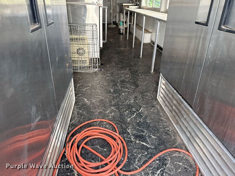 image for item DS3758 Food trailer