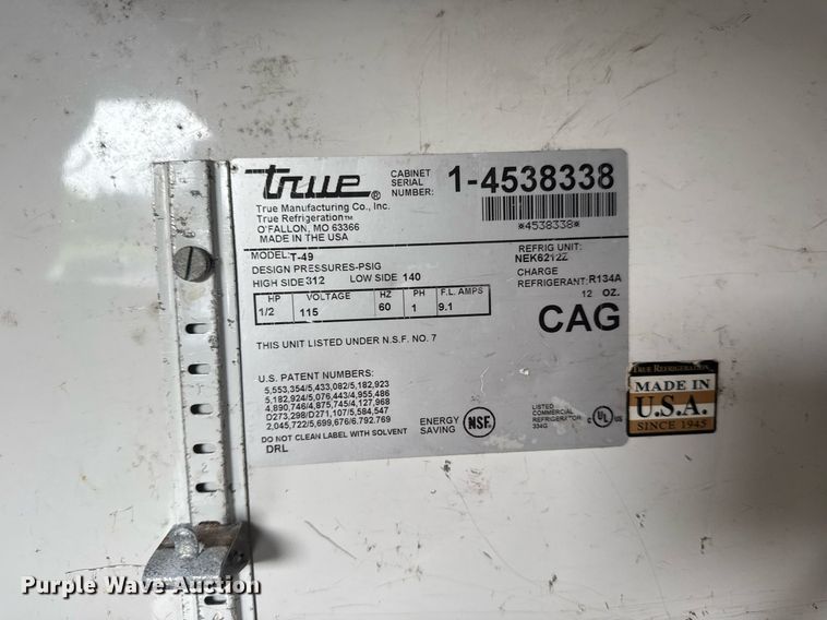 image for item DS3758 Food trailer