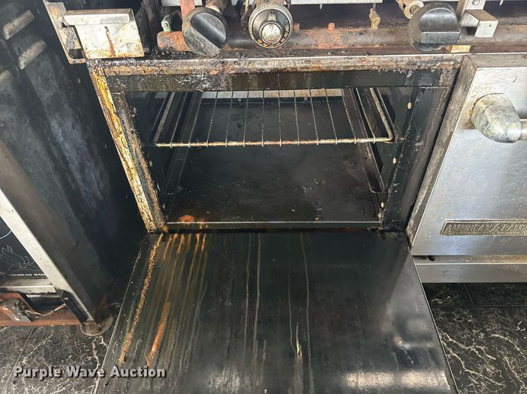 image for item DS3758 Food trailer