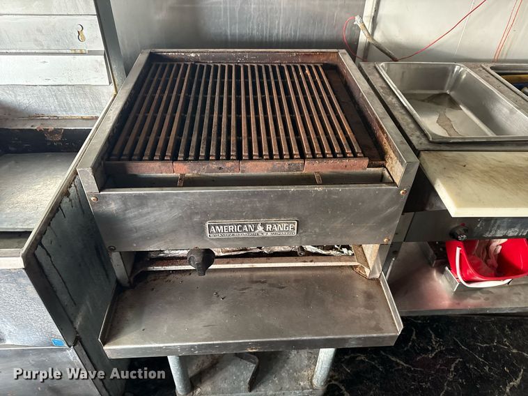 image for item DS3758 Food trailer