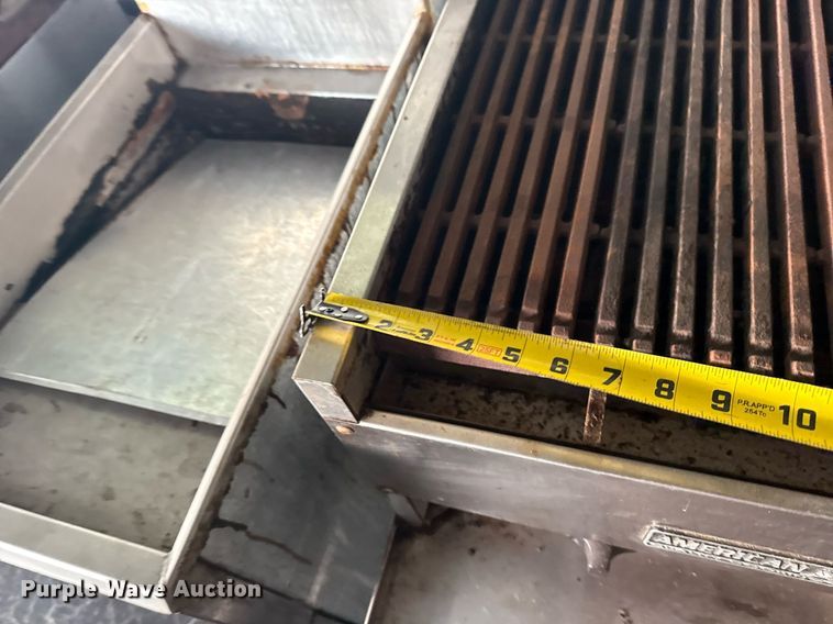 image for item DS3758 Food trailer