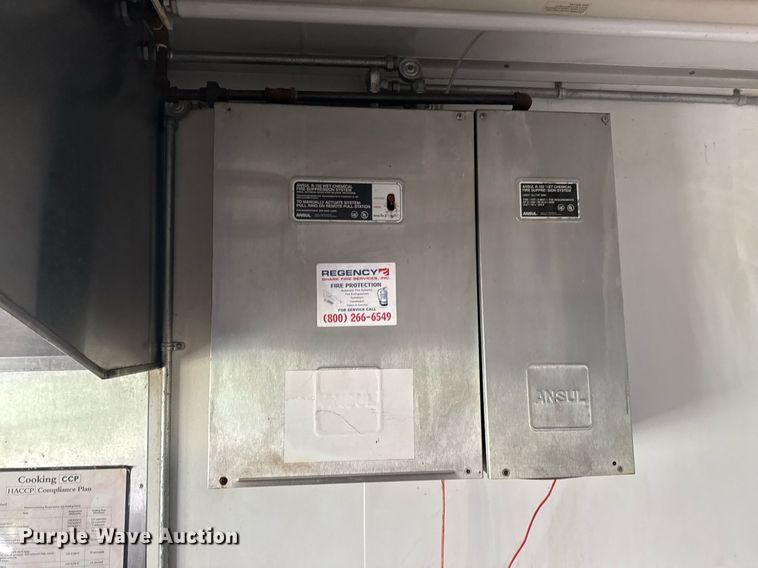 image for item DS3758 Food trailer