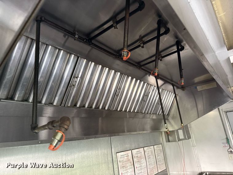 image for item DS3758 Food trailer