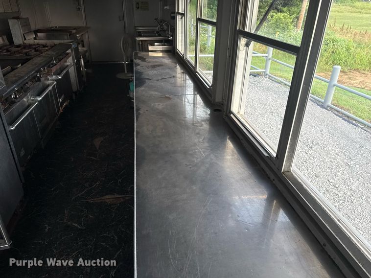 image for item DS3758 Food trailer