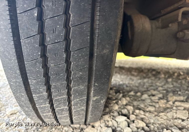 image for item DS3758 Food trailer