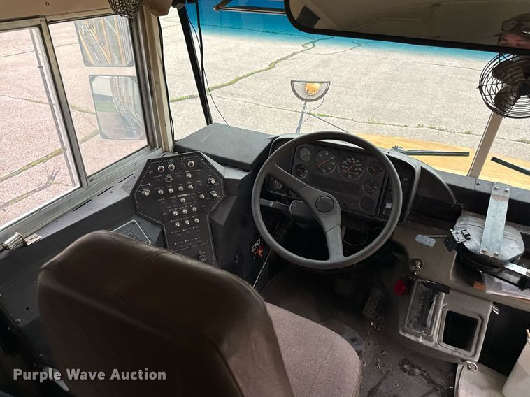 image for item DS4363 1999 Blue Bird school bus