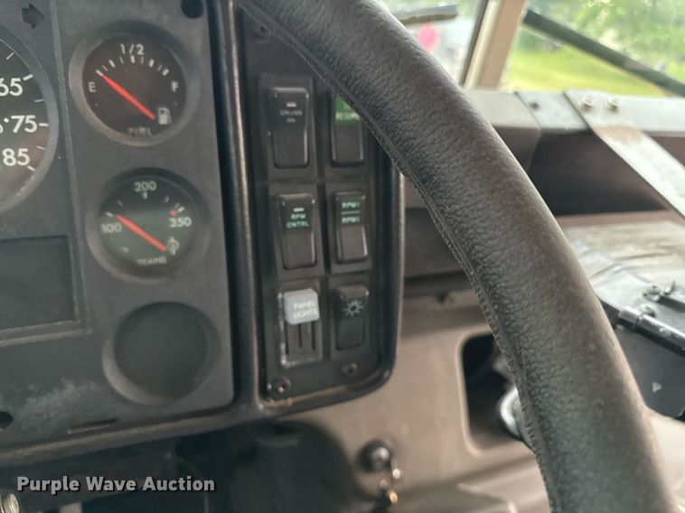 image for item DS4363 1999 Blue Bird school bus