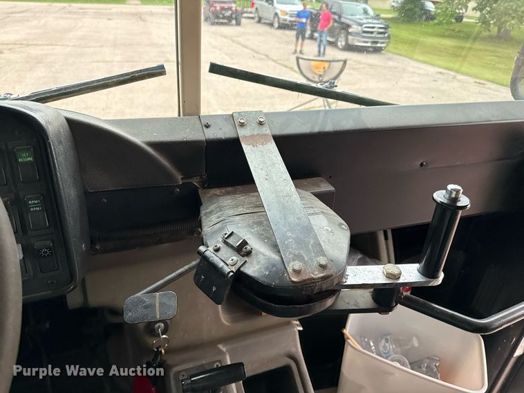 image for item DS4363 1999 Blue Bird school bus