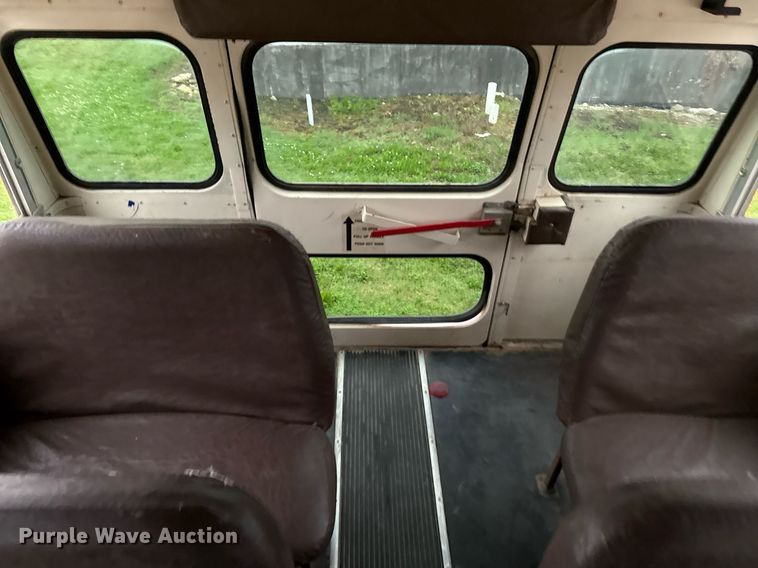 image for item DS4363 1999 Blue Bird school bus