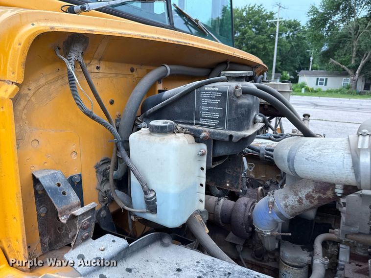 image for item DS4363 1999 Blue Bird school bus