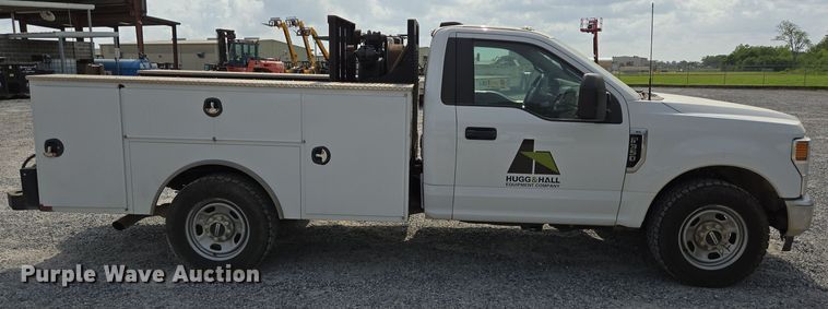 image for item DT4828 2021 Ford F350 Super Duty utility bed pickup truck