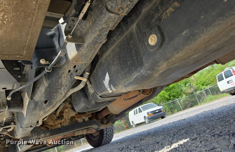 image for item DT4828 2021 Ford F350 Super Duty utility bed pickup truck