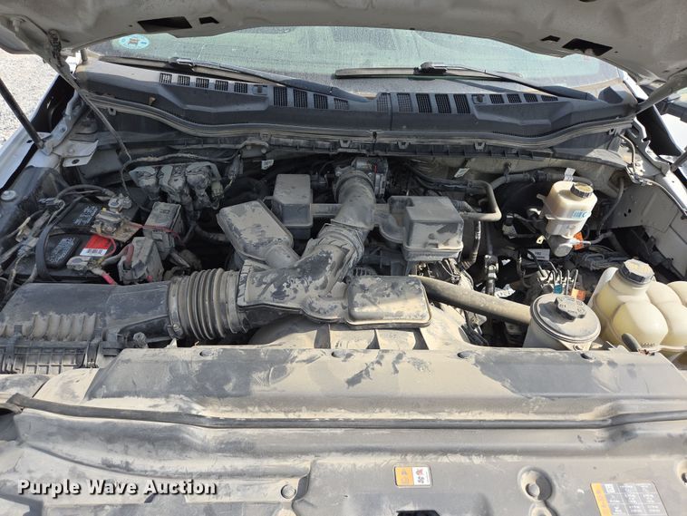 image for item DT4828 2021 Ford F350 Super Duty utility bed pickup truck