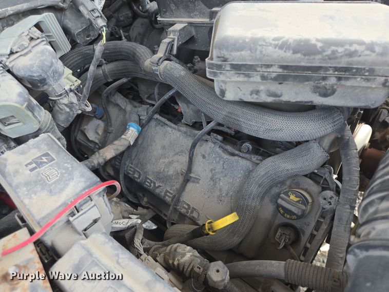 image for item DT4828 2021 Ford F350 Super Duty utility bed pickup truck