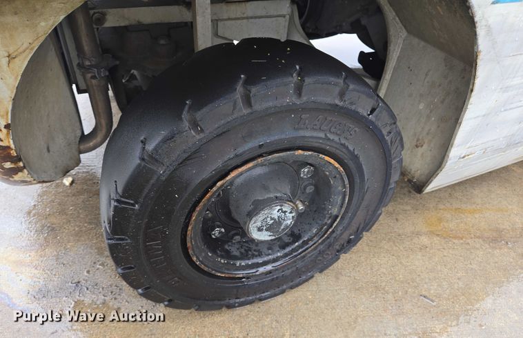 image for item DT4922 2017 UniCarriers PF50 forklift