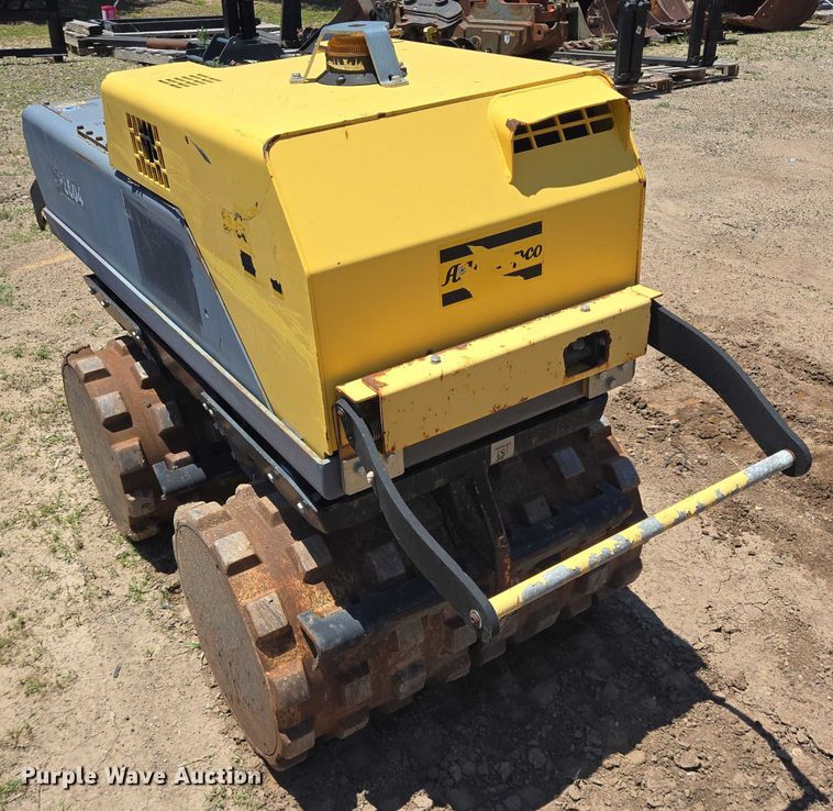 image for item DT4925 2015 Atlas-Copco LP8504 trench compactor