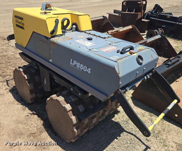 image for item DT4925 2015 Atlas-Copco LP8504 trench compactor