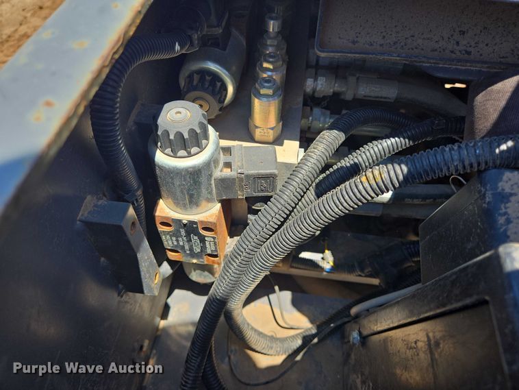 image for item DT4925 2015 Atlas-Copco LP8504 trench compactor