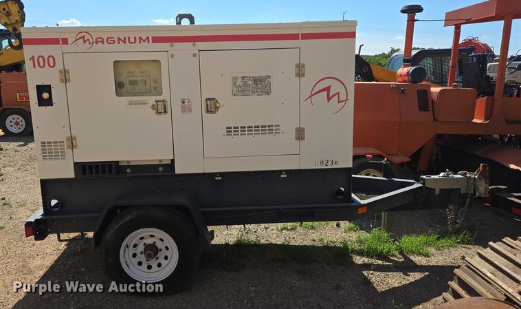 image for item DT4931 Magnum MMG100 generator