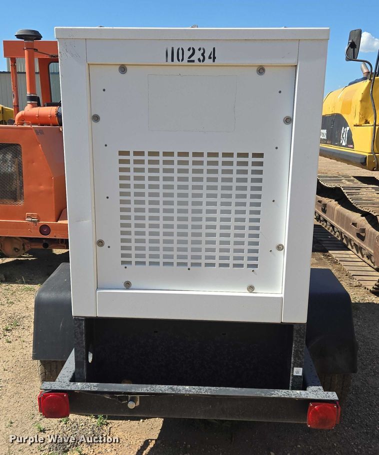 image for item DT4931 Magnum MMG100 generator