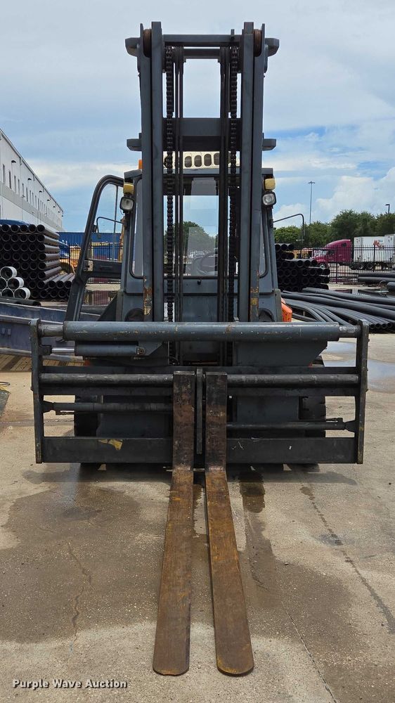 image for item DT4944 2011 Heli CPCD70-M1 forklift