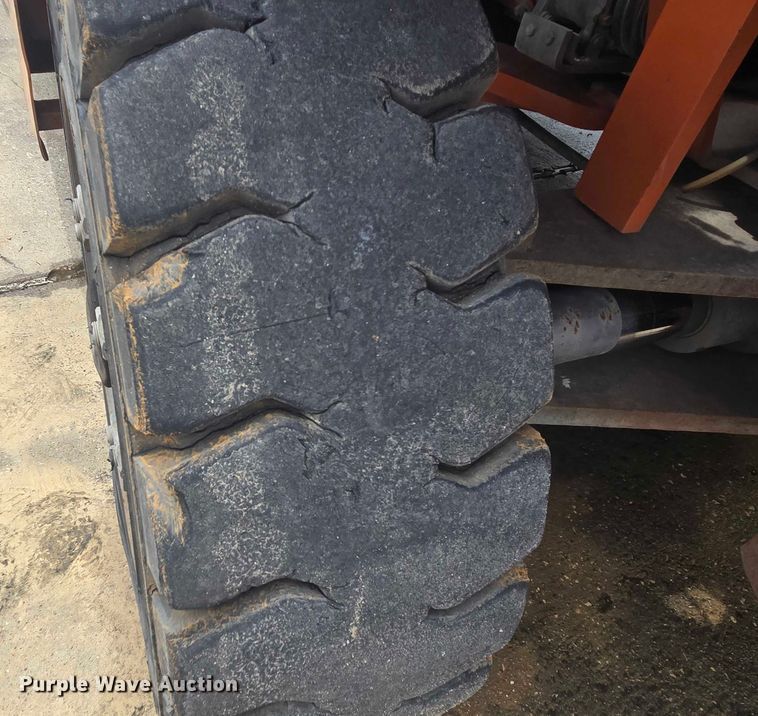 image for item DT4944 2011 Heli CPCD70-M1 forklift