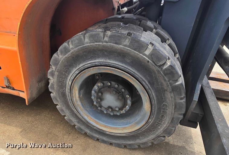 image for item DT4944 2011 Heli CPCD70-M1 forklift