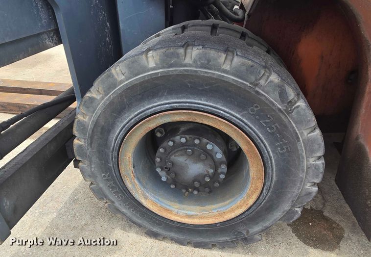 image for item DT4944 2011 Heli CPCD70-M1 forklift