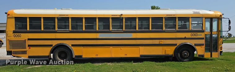 image for item DT6911 2000 Thomas Built Saf-T-Liner school bus