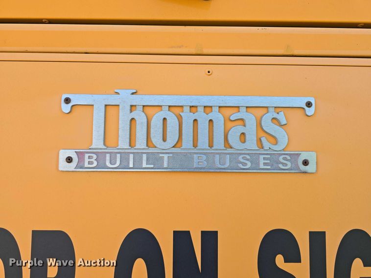 image for item DT6911 2000 Thomas Built Saf-T-Liner school bus