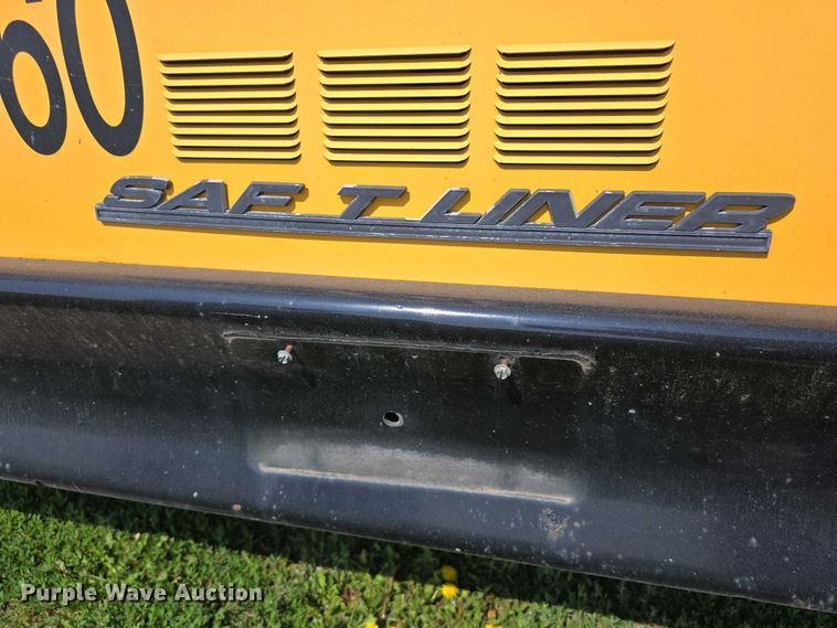 image for item DT6911 2000 Thomas Built Saf-T-Liner school bus