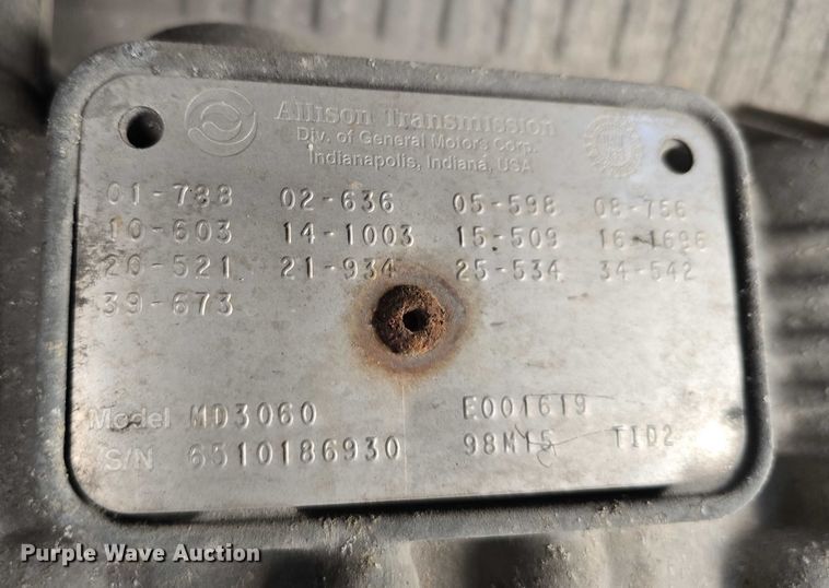 image for item DT6911 2000 Thomas Built Saf-T-Liner school bus