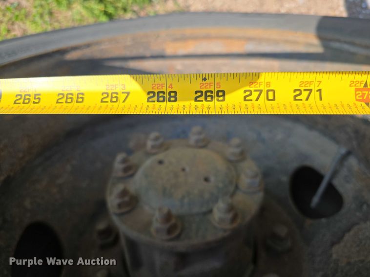 image for item DT6911 2000 Thomas Built Saf-T-Liner school bus