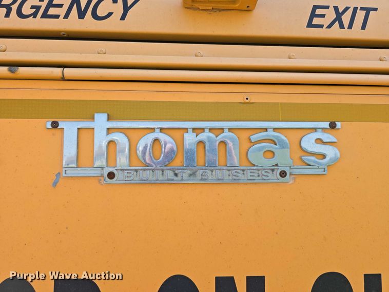 image for item DT6912 1998 Thomas Built Saf-T-Liner school bus