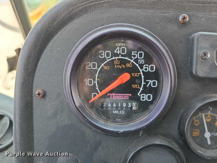 image for item DT6912 1998 Thomas Built Saf-T-Liner school bus