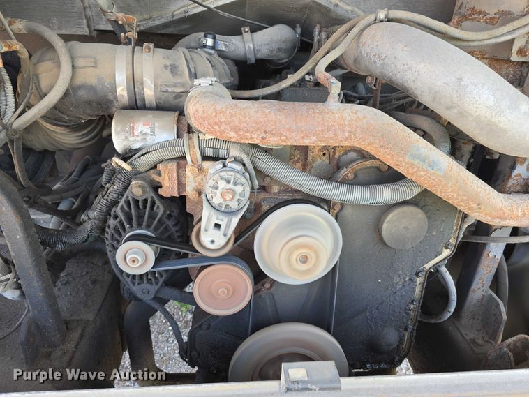 image for item DT6912 1998 Thomas Built Saf-T-Liner school bus