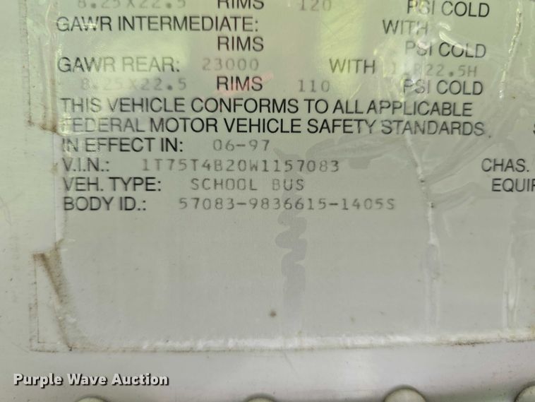 image for item DT6912 1998 Thomas Built Saf-T-Liner school bus