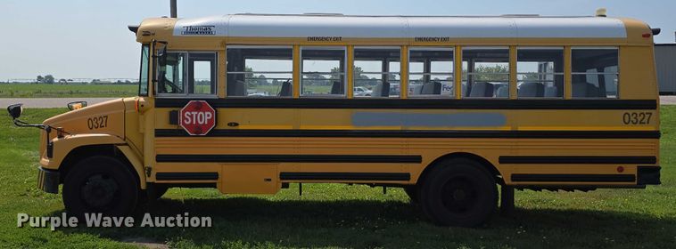 image for item DT6913 2003 Freightliner FS65 school bus