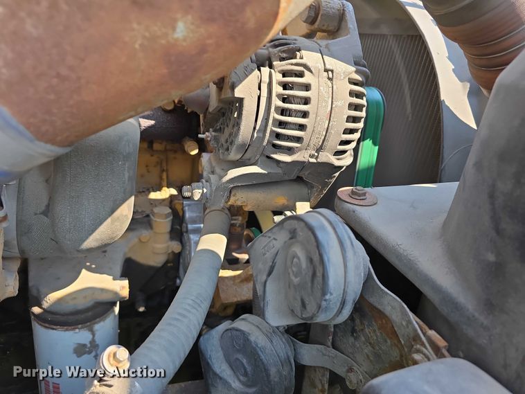 image for item DT6913 2003 Freightliner FS65 school bus