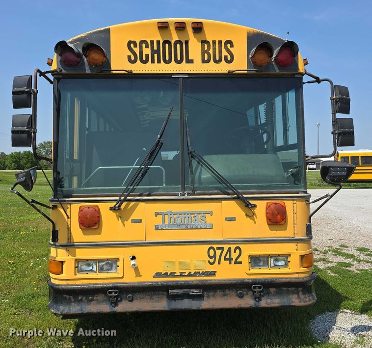 image for item DT6914 1998 Thomas Built Saf-T-Liner ER school bus