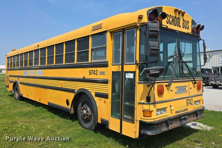 image for item DT6914 1998 Thomas Built Saf-T-Liner ER school bus