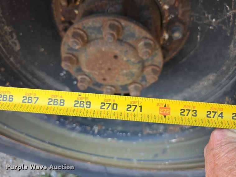 image for item DT6914 1998 Thomas Built Saf-T-Liner ER school bus