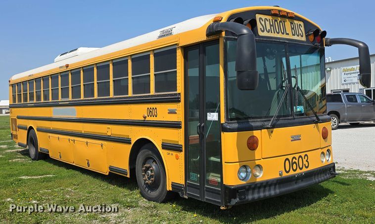 image for item DT6915 2006 Thomas Built Saf-T-Liner school bus
