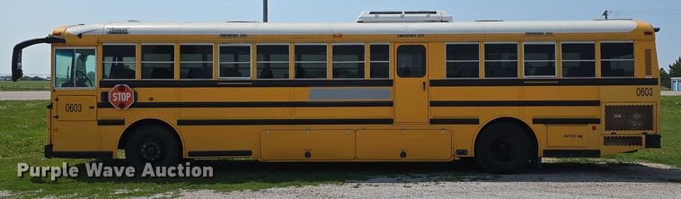 image for item DT6915 2006 Thomas Built Saf-T-Liner school bus